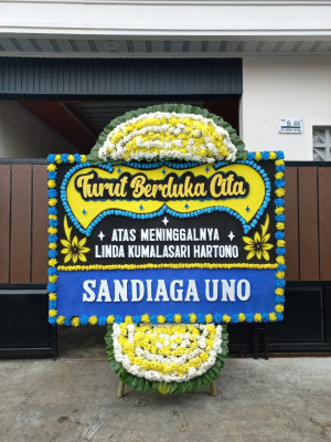Papan Bunga Duka di Kampung Baru Raya